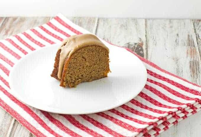 https://smartsavvyliving.com/wp-content/uploads/2016/02/Spice-cake-with-salted-caramel-frosting-recipe-plated.jpg