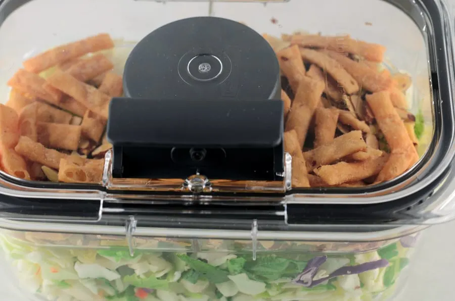 Packed Lunch Mastered with Rubbermaid BRILLIANCE Snack & Salad Set