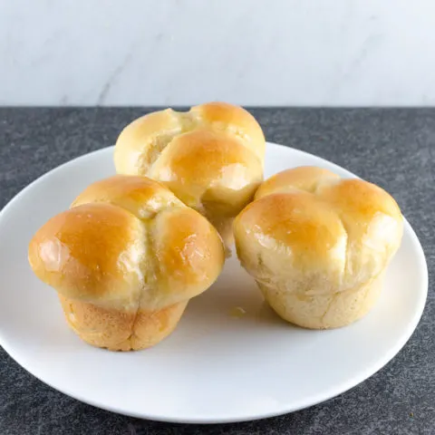 Homemade Cloverleaf Rolls Recipe